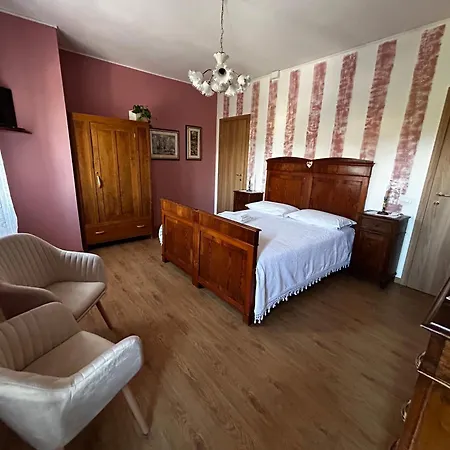 فندق مبيت وإفطار Casa Del Conte 3*