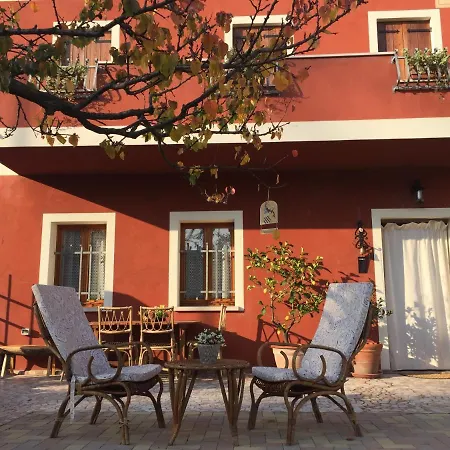 Casa Del Conte Couette-café 3*